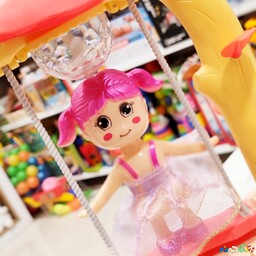اسباب بازی تاب موزیکال عروسک دختر سوار چراغ سه بعدی وارداتی متحرک ابعاد 21در 15 سانت 