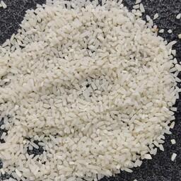 برنج نیم دانه عطری