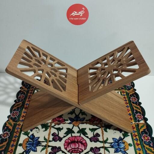 رحل قرآن ام دی اف طرح چوب درطرح های مختلف به ابعاد 34 در 13 سانتی متر