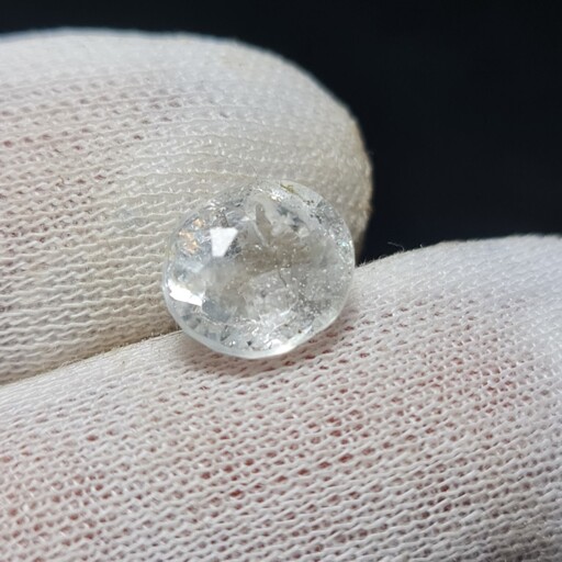  نگین سنگ طبیعی توپاز سفید معدنی با وزن 3قیراط 
کد 30723