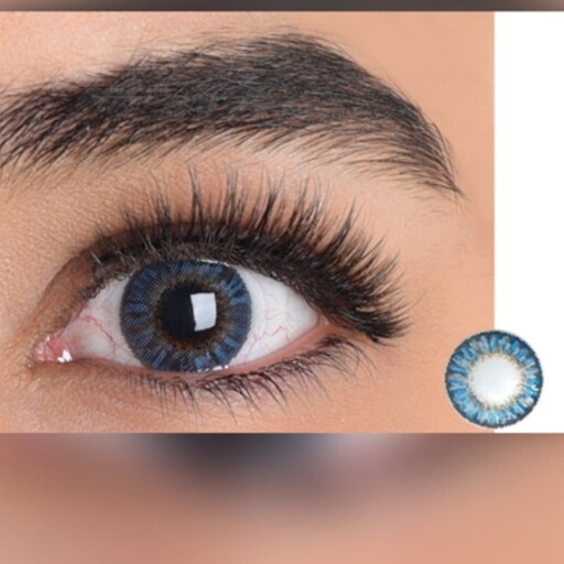 لنز چشم آبی عسلی دوردار فصلی ایراپتیکس (Airoptix)