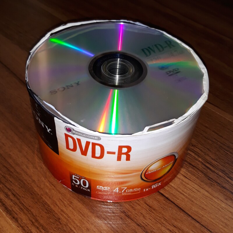 48 عدد دی وی دی خام DVD-R سونی اصل  تایوان  نو ، با هولوگرام سونی جهانی (اورجینال)