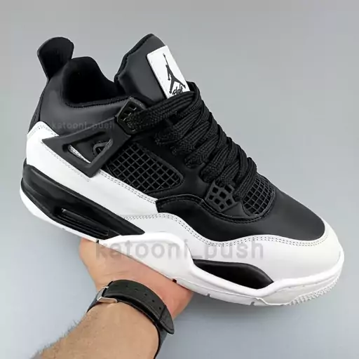 کفش جردن Nike Jordan 4 زنانه و مردانه و بزرگپا مشکی سفید 37 تا 44 (کتونی جردن -جردن 4  - کفش ایر جردن -4 air jordan )