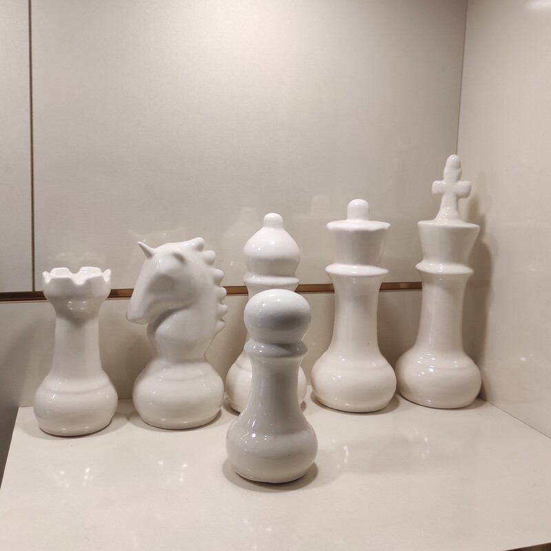 مهره شطرنج دکوری سفید شش عددی