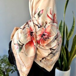 روسری ابریشم ساتن دور دوخت حاشیه گلدار 
