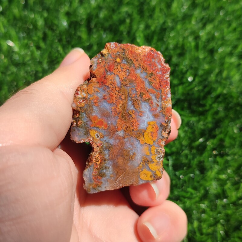 سنگ عقیق شجر رنگی بسیار زیبا مناسب تراش و دکور با وزن 75 گرم