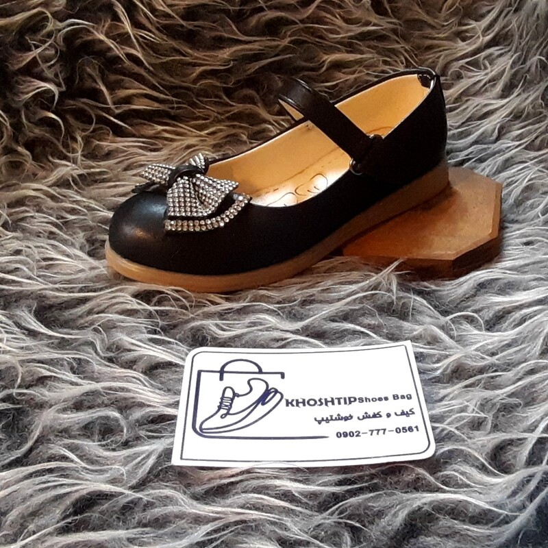 کفش دخترونه کالج مجلسی نگینی با کیفیت سایز 25تا 30 در دورنگ سفید و مشکی کار تهران 
