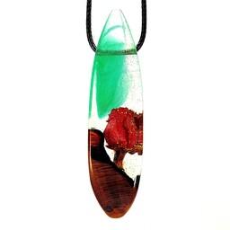 گردنبند دست ساز دیو و دلبر برند تولتک کد 1420 چوب رزین گل طبیعی طول65میلیمتر رنگ سبز قرمز هولگرامی مقاوم به خش در دو رو