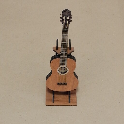 تندیس گیتار  2 تکه چوبی 20 سانت