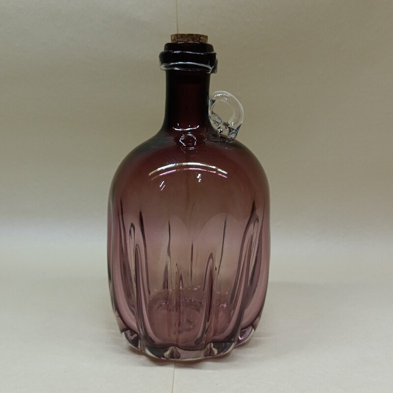 بطری شیشه ای دستساز ایرانی