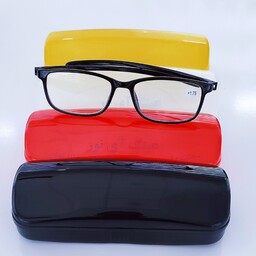 عینک مطالعه نمره مثبت یک و هفتاد پنج همراه  جلد با رنگ دلخواه   و دستمال 