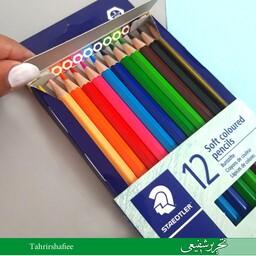 مداد رنگی استدلر اصل 13 رنگ با جعبه مقوایی و بدنه مداد شش ضلعی