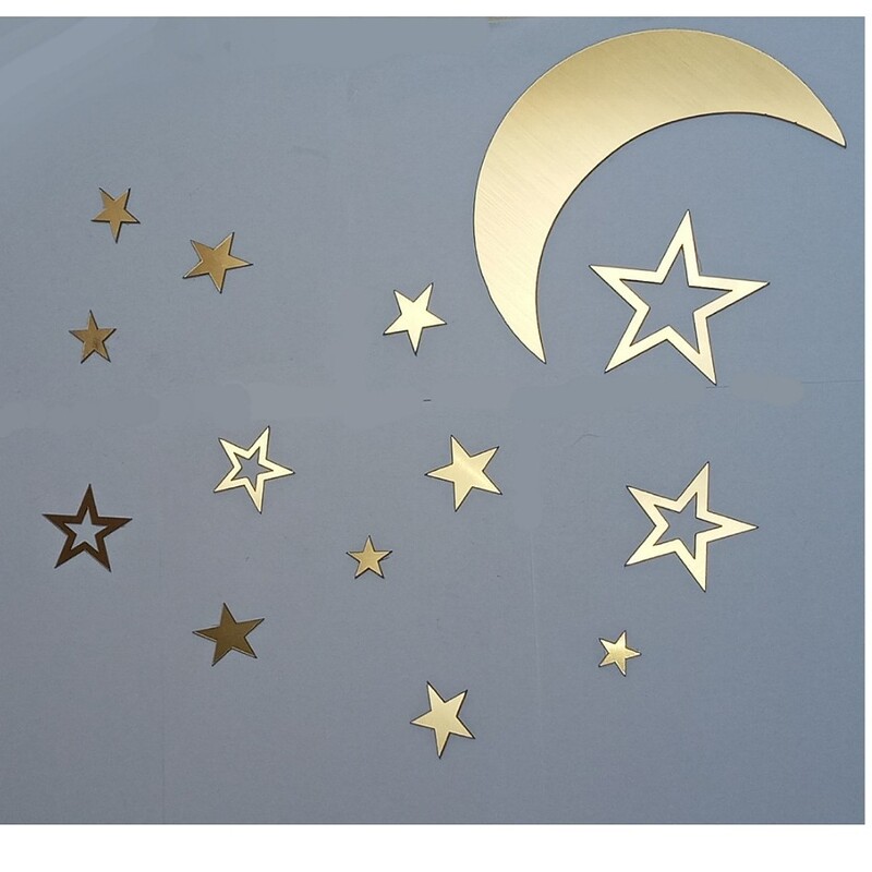 آینه فانتزی مولتی استایل،طرح ماه و ستاره،جنس مولتی استایل،در دو رنگ طلایی ونقره ای،هر بسته حاوی 10 ستاره و یک ماه 8سانتی