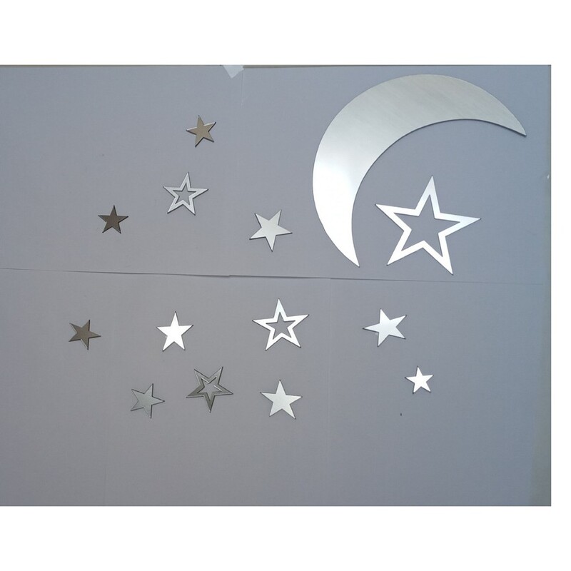 آینه فانتزی مولتی استایل،طرح ماه و ستاره،جنس مولتی استایل،در دو رنگ طلایی ونقره ای،هر بسته حاوی 10 ستاره و یک ماه 8سانتی