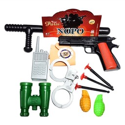 تفنگ تیر پرتاب کن اسباب بازی وسایل دار کد 5 همراه نارنجک و بیسیم و دوربین و دستبند و چوب باتوم نوپو