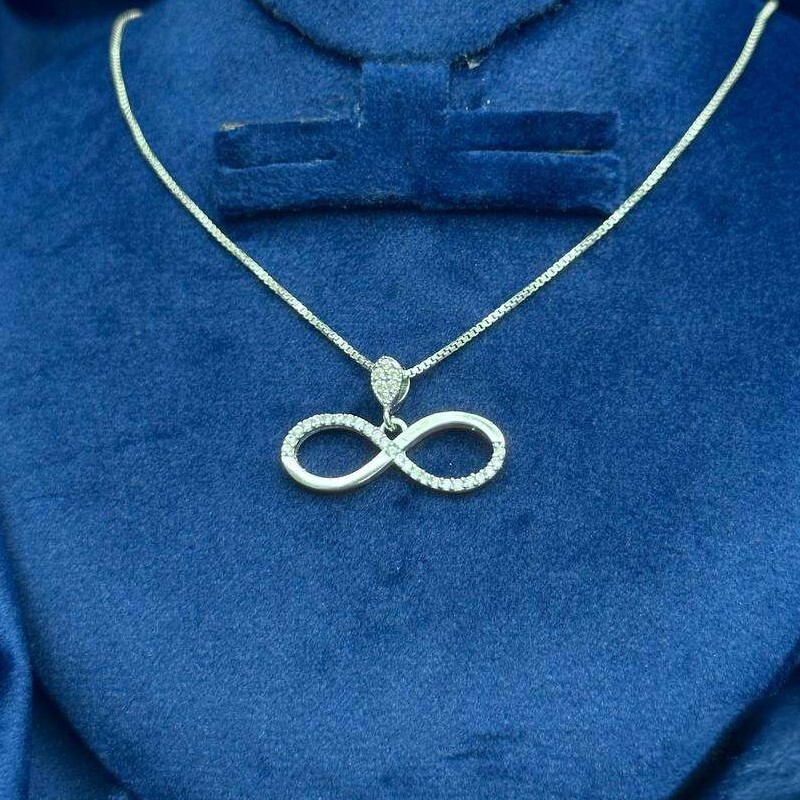 گردنبند نقره زنانه بی نهایت  جواهر تمام نقره به همراه زنجیر ونیزی خارجی ، عیار 925 با روکش قوی طلا سفید عین طلا