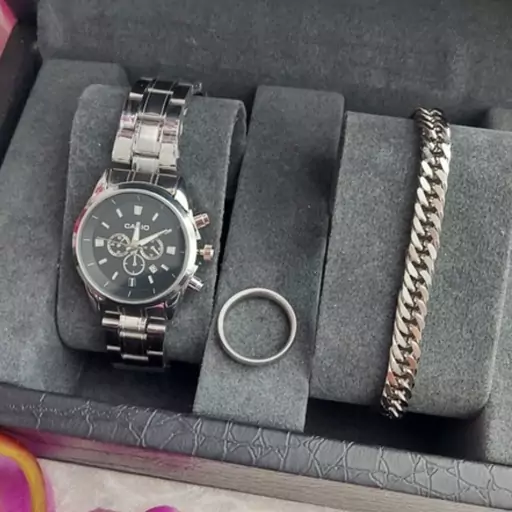 ساعت مچی زنانه کاسیو Casio طرح سه موتور همراه دستبند کارتیر و حلقه انگشتر