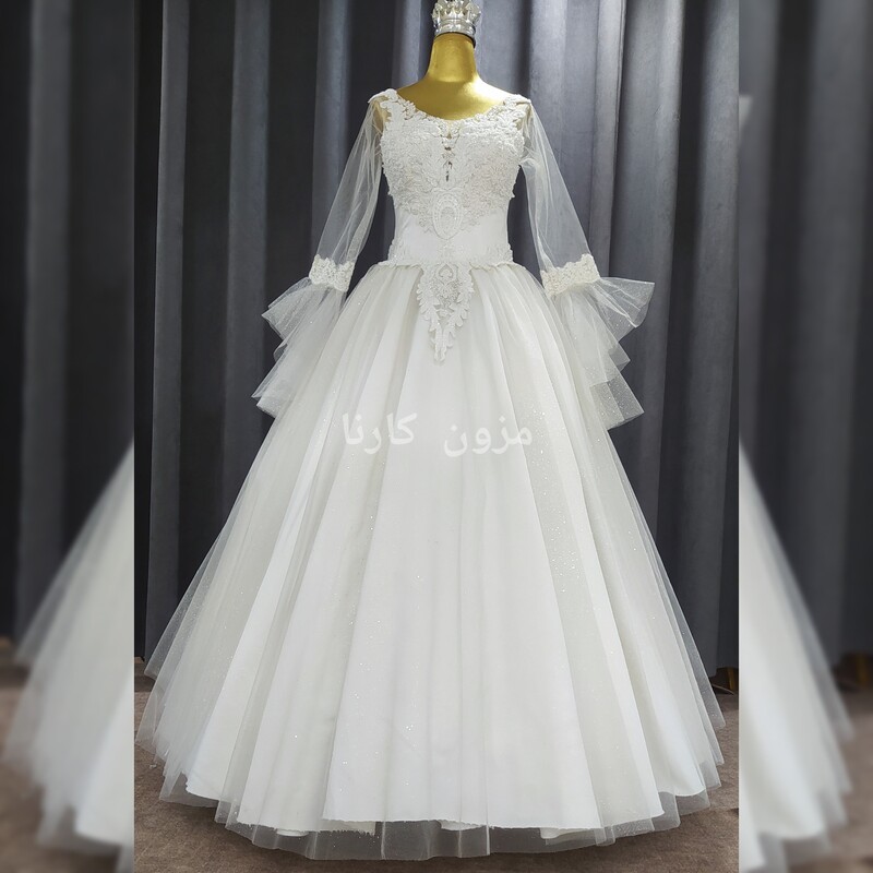 لباس عروس پرنسسی با آستین کلوش مزون کارنا 
