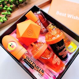 باکس جدید لوازم آرایش تم نارنجی مناسب هدیه، ارسال رایگان، در نظر داشته باشین 10 تا 14 روز زمان میبره دستتون برسه