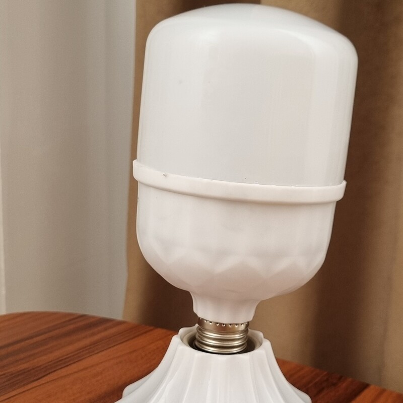 لامپ ال ای دی 30 وات بدون جعبه رنگ سفید مهتابی با 18 ماه گارانتی کیفیت ساخت عالی نور بسیار خوب کف قیمت با لومن واقعی