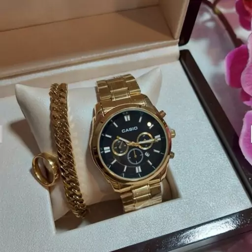 ساعت مچی مردانه کاسیو Casio طرح سه موتور طلایی همراه دستبند کارتیر و حلقه رینگ