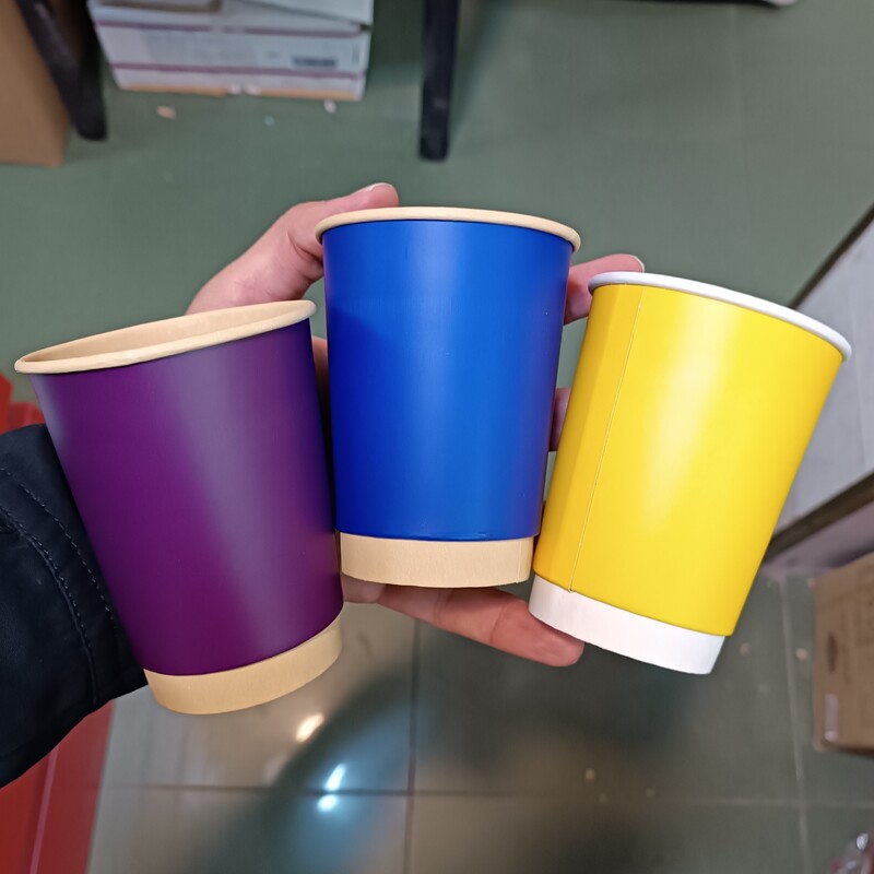 لیوان کاغذی دوجداره 360 سی سی رنگی با درب بسته 500 عددی