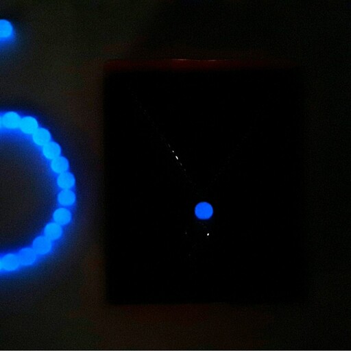 گوشواره سنگ شبتاب استیل نقره ای رنگ ثابت (گوشواره شبرنگ)