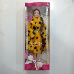 عروسک مفصلی  باربی دختر  لباس پشمی باربی با لباس زمستانی