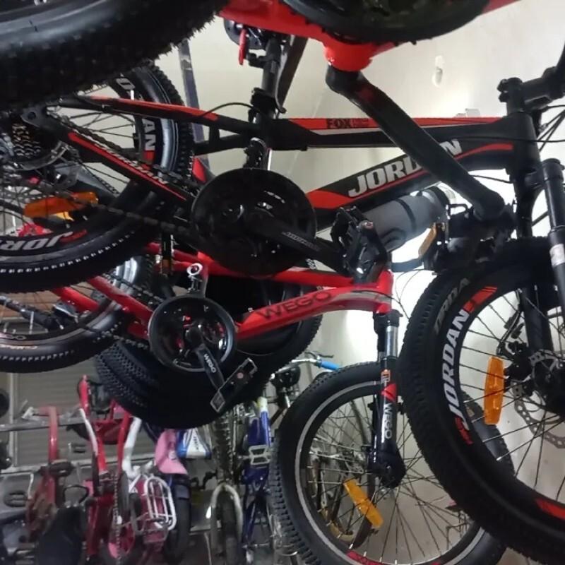 دوچرخه جردن قرمز مشکی سایز 20 (ارسال باربری پس کرایه)