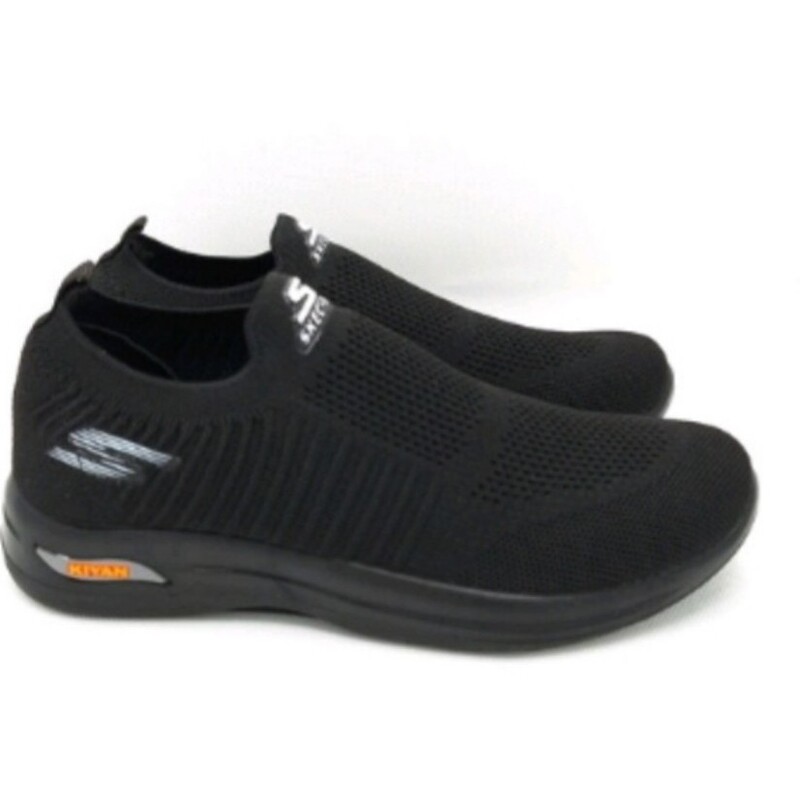 کفش  راحتی مردانه مشکی (ارسال رایگان) کفش پیاده روی مردانه اسکیچرز  سایز  40   تا 45