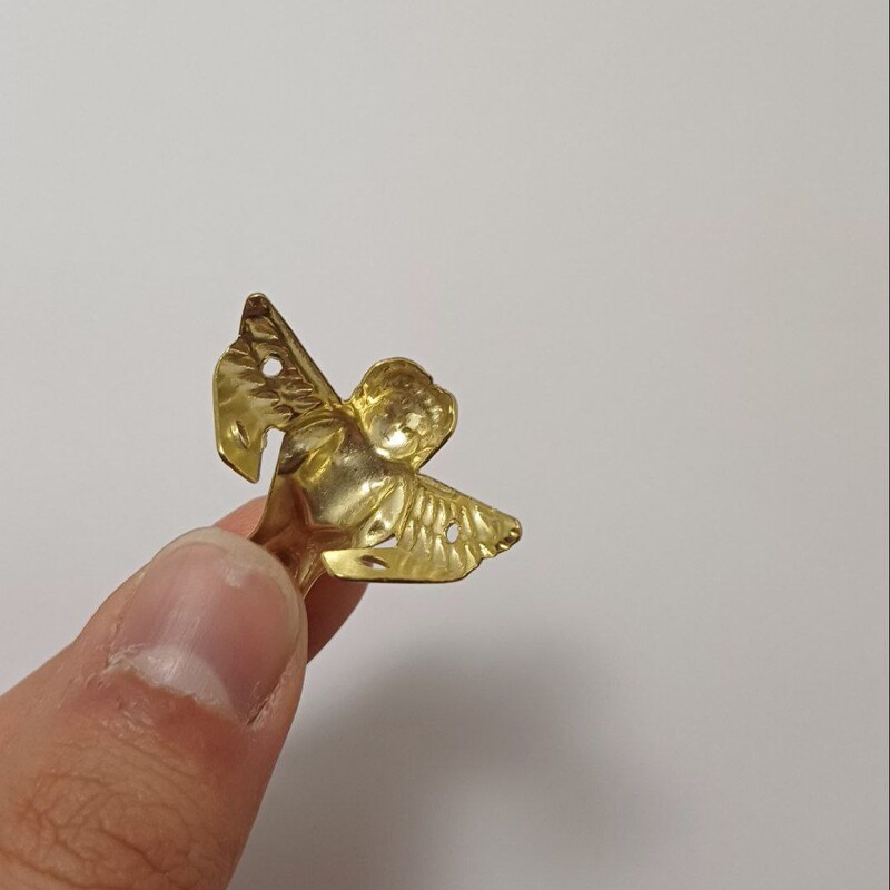 بسته 4 عددی پایه سینی فلزی طلایی رنگ مدل فرشته  به همراه پیچ 