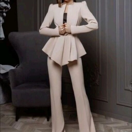کت شلوار زنانه مجلسی جنس مازراتی مخصوص سخت پسندا و شیک پوشا سایزبندی 34 تا 50 به صورت دوخت سفارشی 