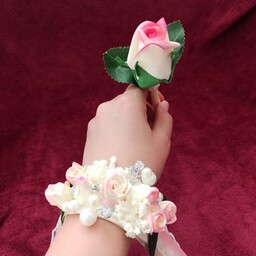 دستبند گل (مچبند گل) عروس و گل کت داماد صورتی مناسب عقد نامزدی حنابندان فرمالیته آتلیه 