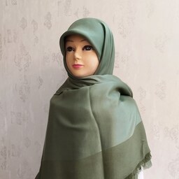 روسری بامبو رنگ سبز قواره 140 دور ریش