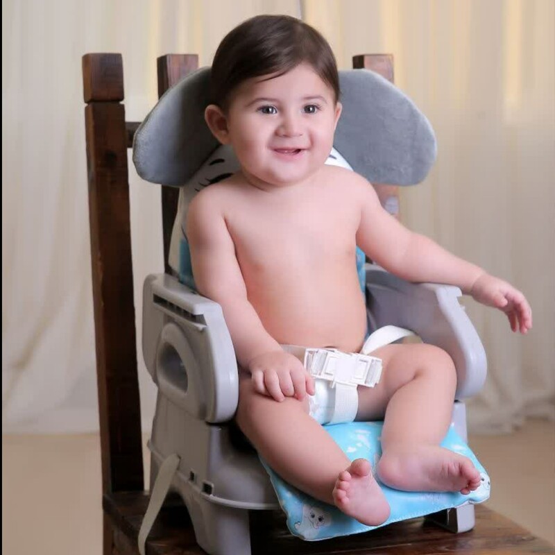 صندلی غذای کودک تاشو امکان استفاده بطور مستقل و با سینی. روکش صندلی قابل جدا شدن و شستشو.تحمل وزن تا 15cg. ایمن. کد 1212