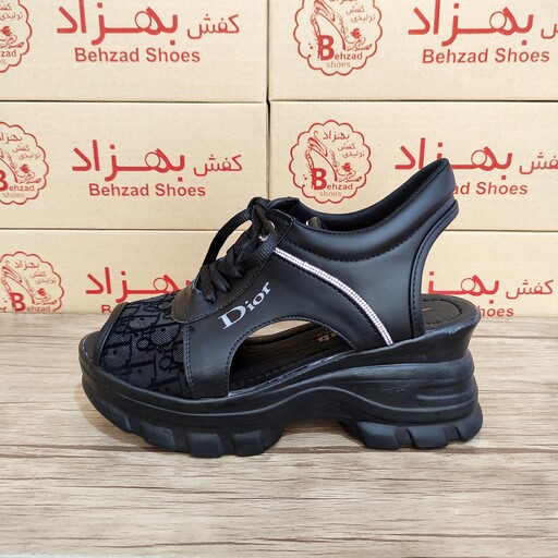 کفش تابستانی دیور زنانه دخترانه رنگ مشکی سایز 37 تا 40 زیره پیو لژ 7 سانتی رویه تور و چرم صنعتی سبک راحت