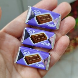 شکلات کاکائویی شیری آیسودا(یک کیلو) آی سودا 