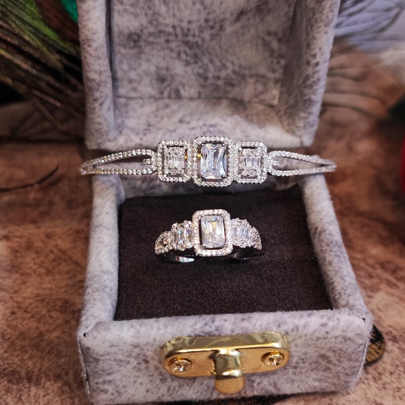 ست دستبند انگشتر نقره زنانه روکش طلا سفید امرالد 