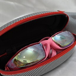 عینک شنا کیفی Speedo اسپیدو ( به همراه گوشی )