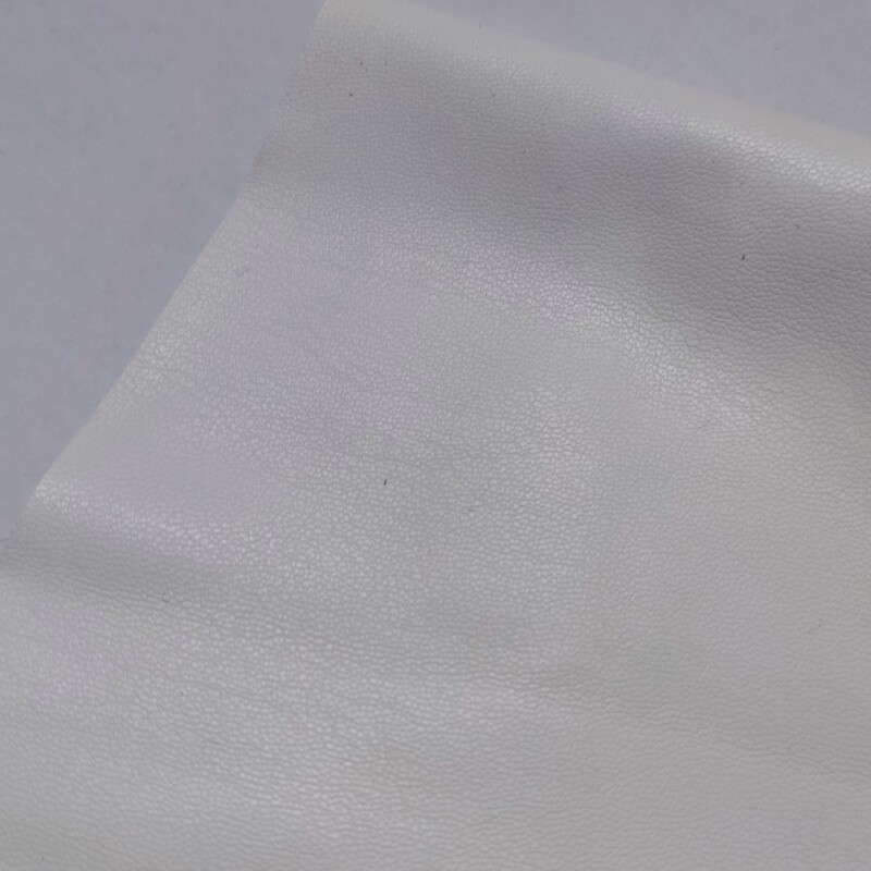 پارچه چرم سفید رنگ با کیفیت و درجه یک و بسیار عالی