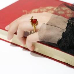 انگشتر نقره زنانه با روکش طلا و نگین عقیق سرخ   --