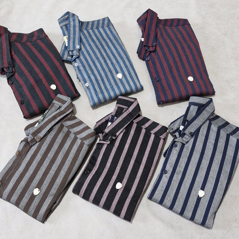 پیراهن مردانه قواره بزرگ راه راه سایز 3XL 4XL 5XL 6XL  با کیفبت عالی و رنگ بندی  کشسانی کم برای راحتی و خوش فرمی توی تن 