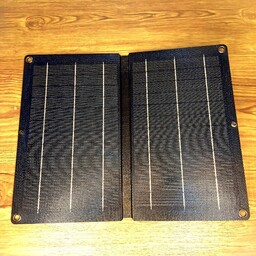 شارژر خورشیدی 15 وات solar panel مناسب برای شارژ گوشی تبلت لب تاپ و مناسب برای کوهنوردی و مسافرت