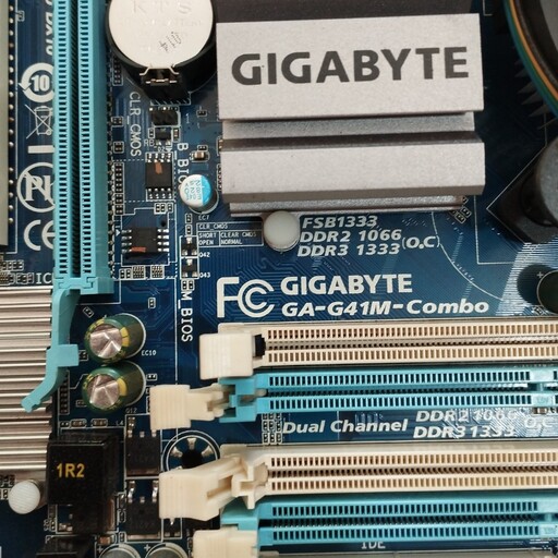 مادربرد گیگابایت g41 ddr3 با فن و پردازنده 