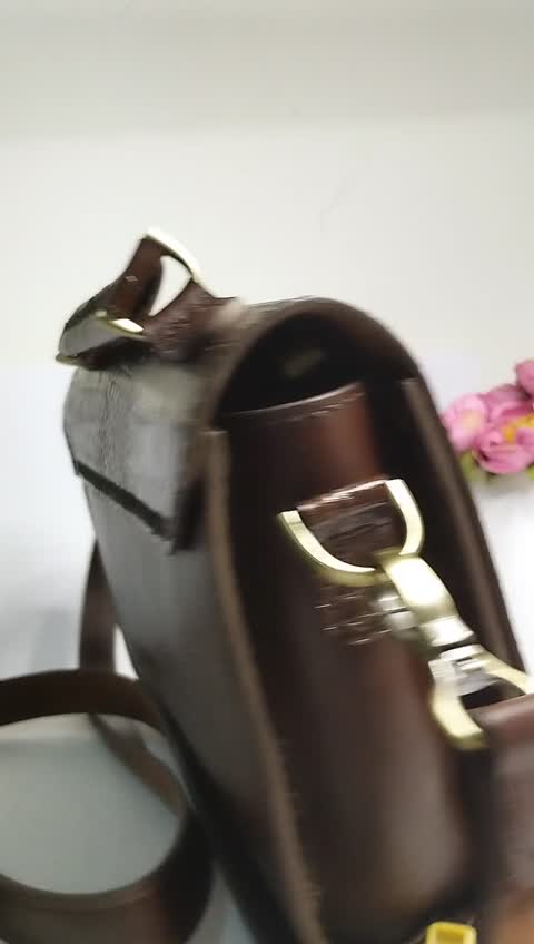 کیف چرم طبیعی زنانه قهوه ای