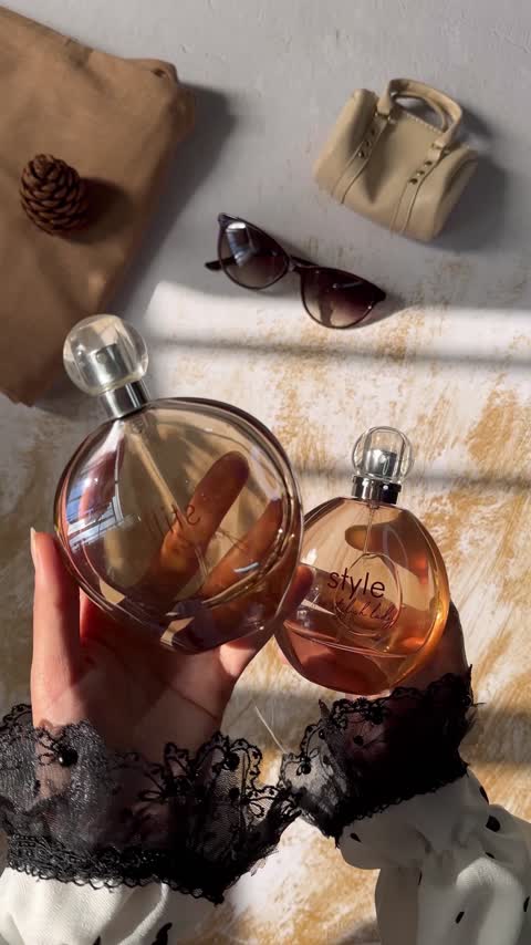 عطر ادکلن زنانه‌ خنک ماندگار جنیفر استیل