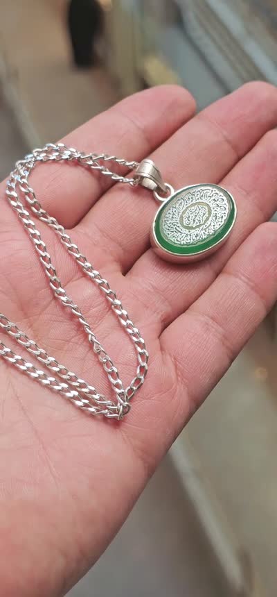 گردنبند عقیق سبز نادعلی 