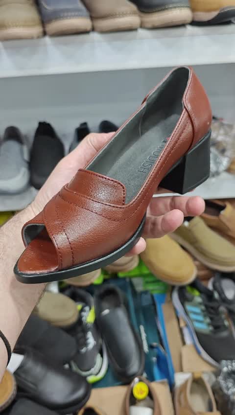 کفش تابستانه عسلی