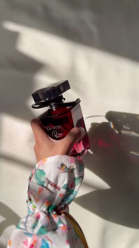 عطر ادکلن گرم و شیرین ماندگار زنلنه لانکوم لانویت لافولی
