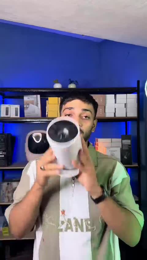 ویدئو پروژکتور اندروید HY300 اورجینال رم خور با قابلیت نصب برنامه و دارای کنترل کیفیت عالی